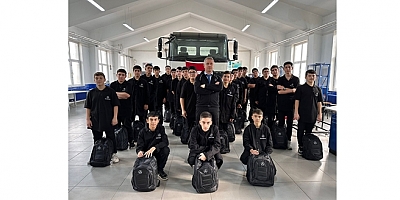 Mercedes-Benz Türk EML’miz ‘Geleceğin Yıldızı” Öğrencilerini  İstanbul’da ağırladı