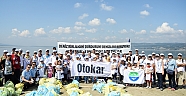 Otokar çalışanları Sapanca Gölü kıyısını temizledi