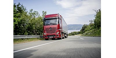 Mercedes-Benz Trk imzal? kamyonlar Avrupa yollar?nda