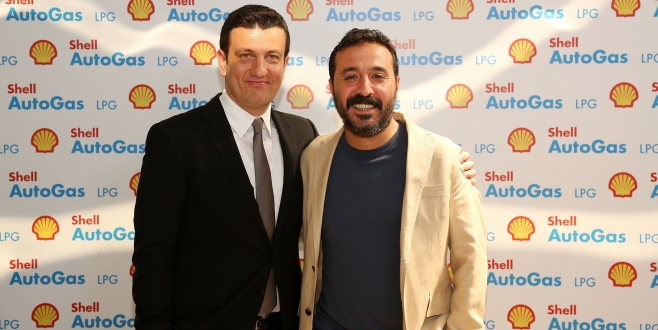 SHELL TÜRKİYE’DE İLK DEFA YERLİ BİR REKLAM YÜZÜYLE ÇALIŞTIĞI  REKLAM KAMPANYASINI TANITTI