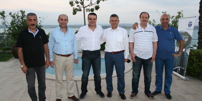 Temsa ve Metro Turizm yönetimi iftarda buluştu