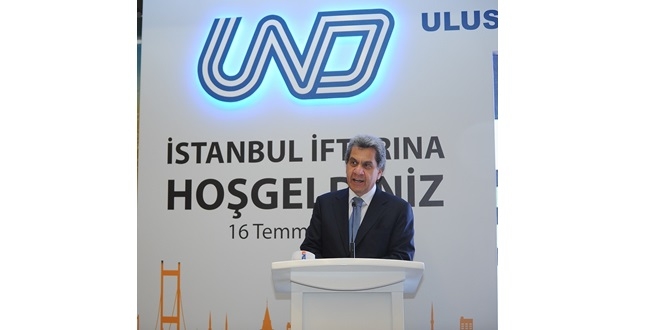 UND’NiN GELENEKSEL İFTAR YEMEĞİ HALİÇ’TE GERÇEKLEŞTİ; UND BAŞKANI NUHOĞLU HAYALİNİ AÇIKLADI.