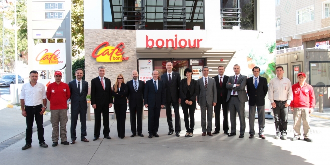 TOTAL ve BKM EXPRESS Türkiye’de araçtan inmeden  “TOTAL Mobil Ödeme” dönemini başlatıyor!