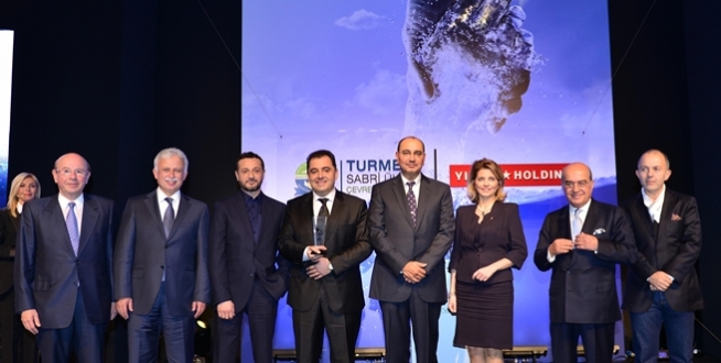 2. TURMEPA Sabri Ülker Çevre Ödülü’nü  akıllı sulama sistemi AKUATİK projesi kazandı