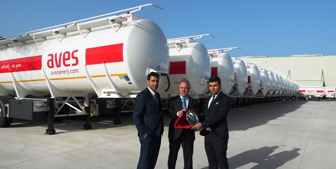 AVES ENERJİ YAĞ ın KÄSSBOHRER TANKER SİPARİŞİNİN İLK TESLİMATI GERÇEKLEŞTİRİLDİ
