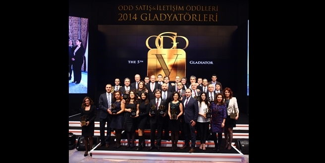 BEŞİNCİ GLADYATÖRLER, NEFES KESEN FİNALLE BELİRLENDİ