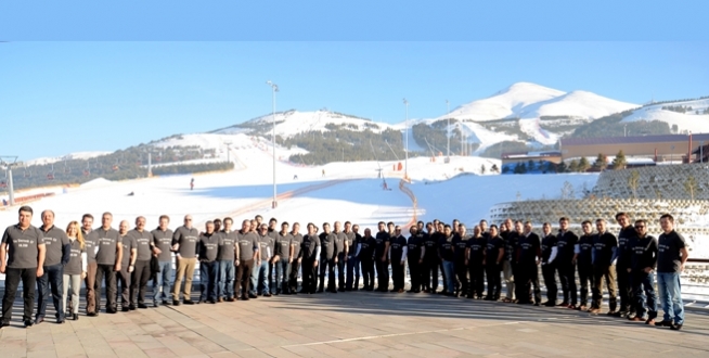 Mercedes-Benz Türk Kamyon’da 2015 yılında da başarıyı hedefliyor