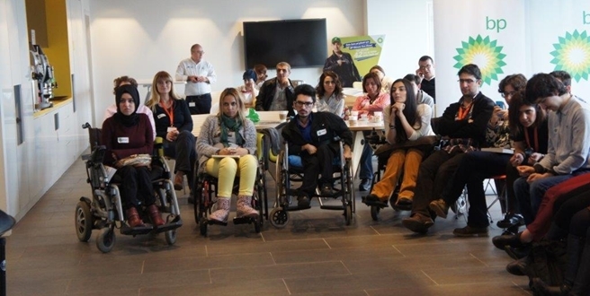 BP TÜRKİYE, “ÖNDE KOŞANLAR PROGRAMI” İLE ENGELLERİN AŞILMASINA KATKI SAĞLIYOR