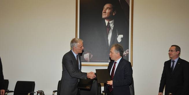 YERLİ OTOBÜS ÜRETİMİNDE DEV ADIM ATILDI