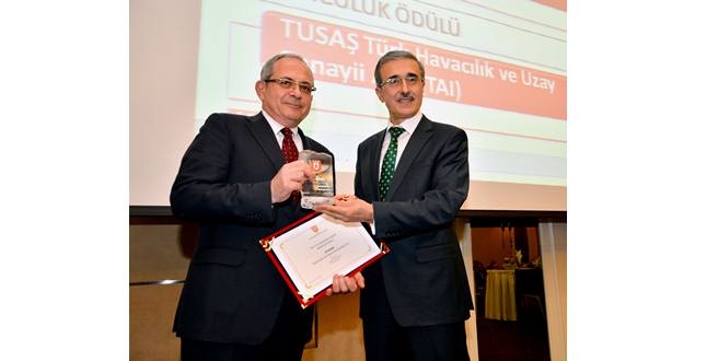 Otokar’a 2015 yılı Savunma Sanayii Ödülü
