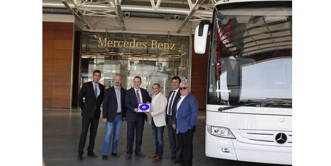 Aker Otobüs İşletmesi ve Derya Tur filolarını Mercedes-Benz Tourismo 15 RHD ile güçlendirdi