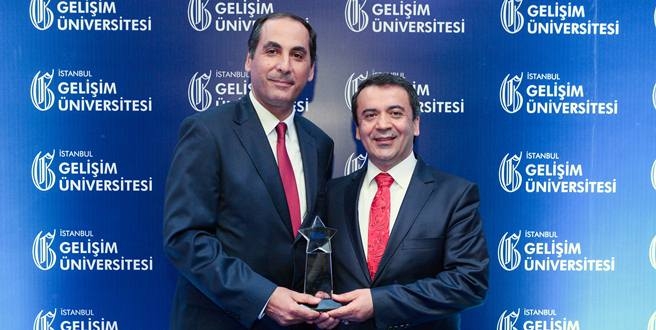 İstanbul Gelişim Üniversitesi öğrencilerinden Otokar’a ödül