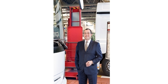 Mercedes-Benz Türk Axor 1840 sahiplerine servis sözleşmesi ile ilave avantajlar sunuyor