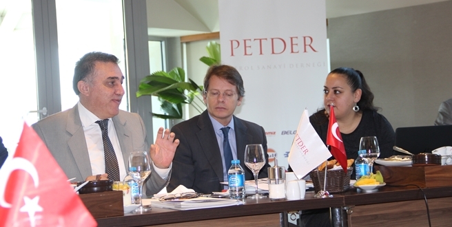 PETDER YENİ HÜKÜMETTEN UMUTLU