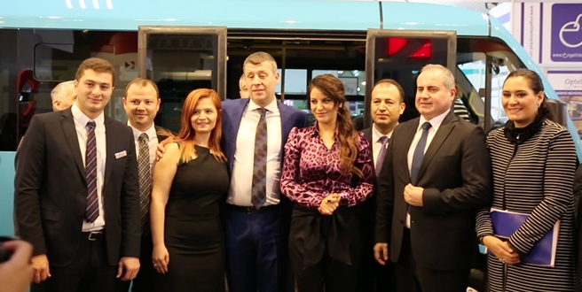 EYAF, KARSAN STANDINDA GERÇEKLEŞTİRİLEN ÖDÜL TÖRENİ İLE AÇILDI