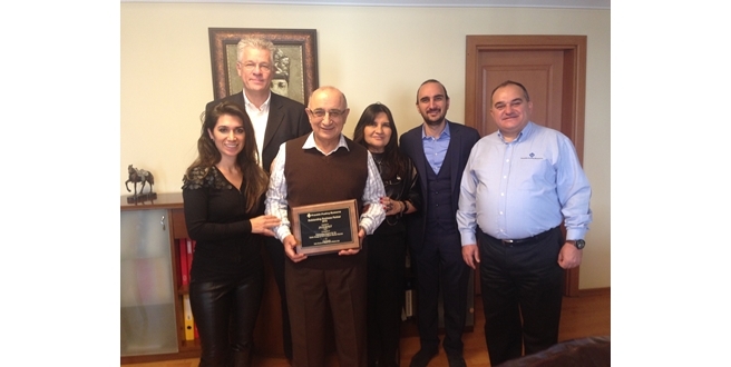 Interpet’e en özel iş ortağı ödülü