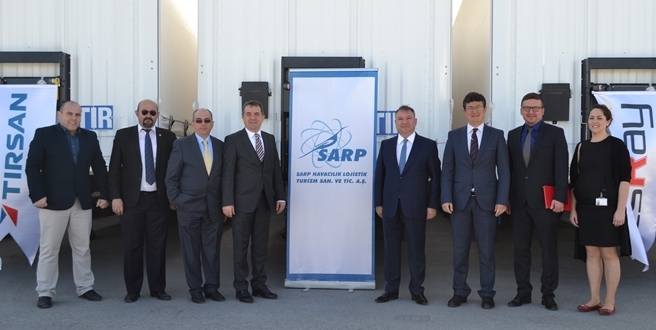 TIRSAN TREN YÜKLEMELİ PERDELİ MEGA TREYLER AVANTAJLARIYLA TERCİH EDİLİYOR