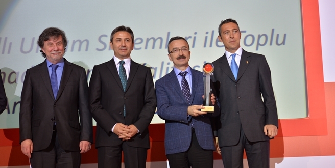 İETT ” Akıllı Ulaşım Sistemleri” ile ödül aldı..