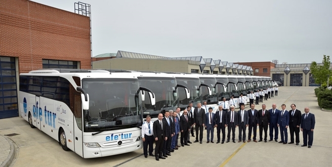 Efe Tur filosunu Mercedes-Benz Tourismo ile güçlendirdi