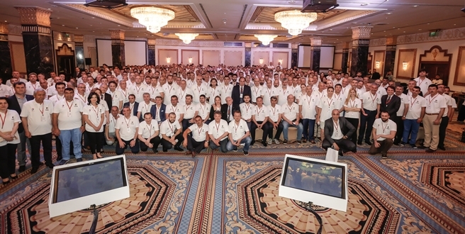 DEMİRÖREN AİLESİ, TOTAL BAYİLERİ İLE BİR ARAYA GELDİ