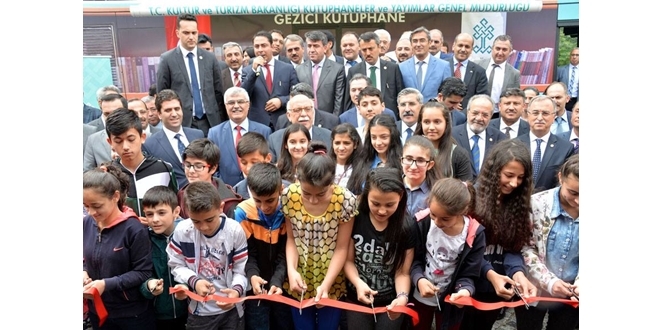 TEMSA MD 9 LE otobüsler ile eğitime katkı sağlıyor…