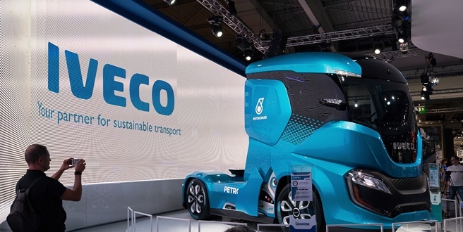Iveco, IAA Ticari Araçlar 2016 Fuarında Z TRUCK konseptini tanıttı