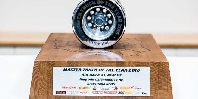 DAF XF ‘e  “2016 Yılının En İyi Kamyonu” ödülünü..