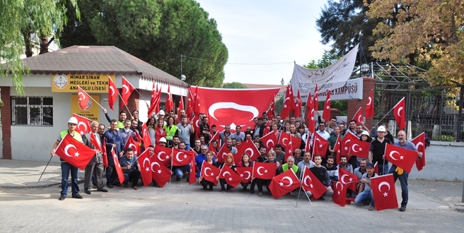 OKT Gönüllüleri, 29 Ekim Cumhuriyet Bayramı’ nı birlikte kutladı