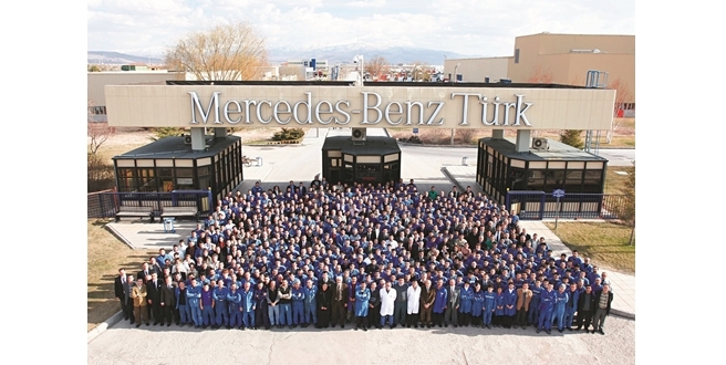 Mercedes-Benz Türk Aksaray Kamyon Fabrikası 30. yaşını kutluyor