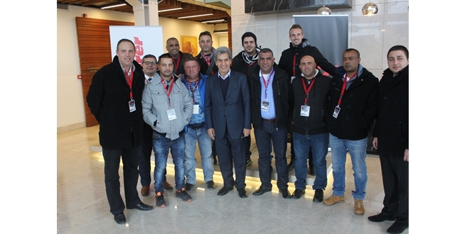 TIRSAN DÜNYANIN DÖRT BİR YANINDAN GELEN MİSAFİRLERİNİ AĞIRLIYOR