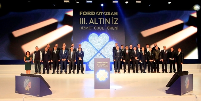 Ford Otosan’dan iz bırakan çalışanlarına  Altın İz Hizmet Ödülleri