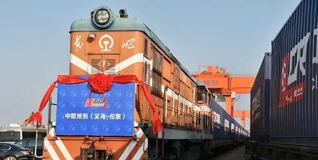 Bir Kuşak Bir Yol Treni Yola Çıktı