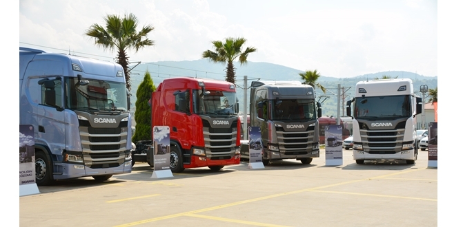 YENİ NESİL SCANIA MÜŞTERİLERİ İLE BULUŞUYOR