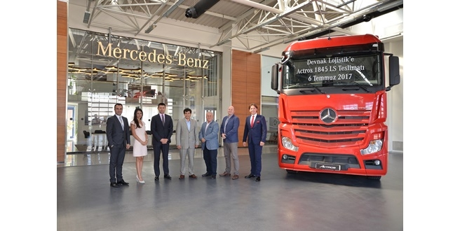 Devnak Lojistik Mercedes-Benz’in amiral gemisi Actros 1845 LS’yi tercih etti