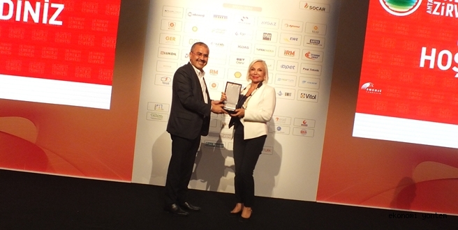 OPET, 8. Türkiye Enerji Zirvesi’nde ‘Altın Varil’ ödülüne layık görüldü