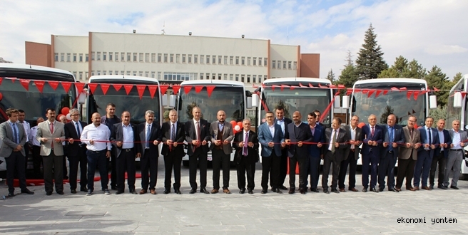 Anadolu Isuzu bayileri dört şehirde önemli araç teslimatlarına imzasını attı