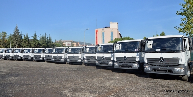 Mercedes-Benz Türk’ten Hakmar Şirketler Grubu’na 20 adet Atego