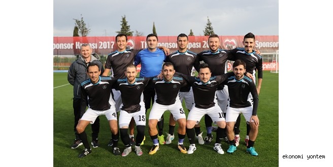 Türk Futbolunu destekleyen Mercedes-Benz Türk  TFF Sponsor Kupası 2017’ye katıldı