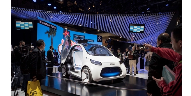 Mercedes-Benz, Tüketici Elektroniği Fuarı 2018’de yeni multimedya sistemini tanıttı