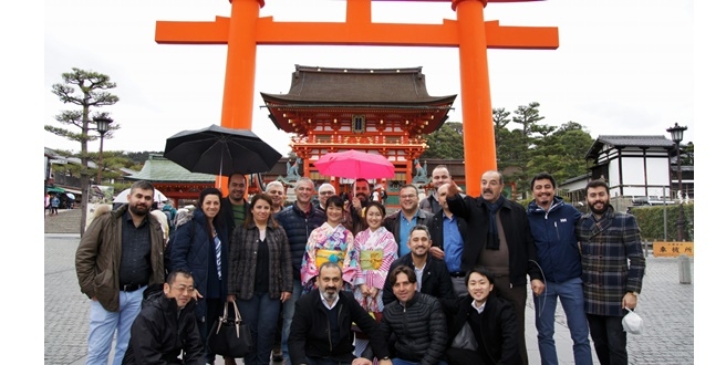 Anadolu Isuzu’dan başarılı yetkili servislerine 5 günlük Japonya seyahati..