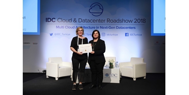 Mercedes Benz Türk’ün Daimler Küresel IT Çözümleri Merkezi’ne 2. lik Ödülü