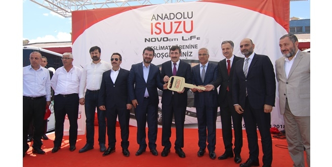 Anadolu Isuzu’dan Bingöl’e 80 araçlık dev teslimat