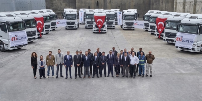Eti Lojistik’e 20 adet  Mercedes-Benz Actros 1842 LS teslim edildi