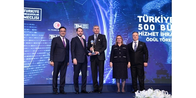 Mercedes-Benz Türk, hizmet ihracatı şampiyonlarından biri oldu