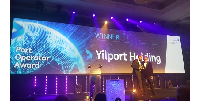 YILPORT HOLDİNG DÜNYADA YILIN LİMAN İŞLETMECİSİ ÖDÜLÜNÜ KAZANDI