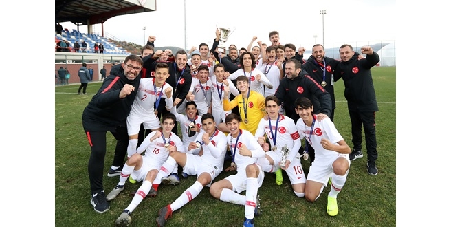 Mercedes-Benz Ege Kupası 2019’un şampiyonu Türkiye oldu