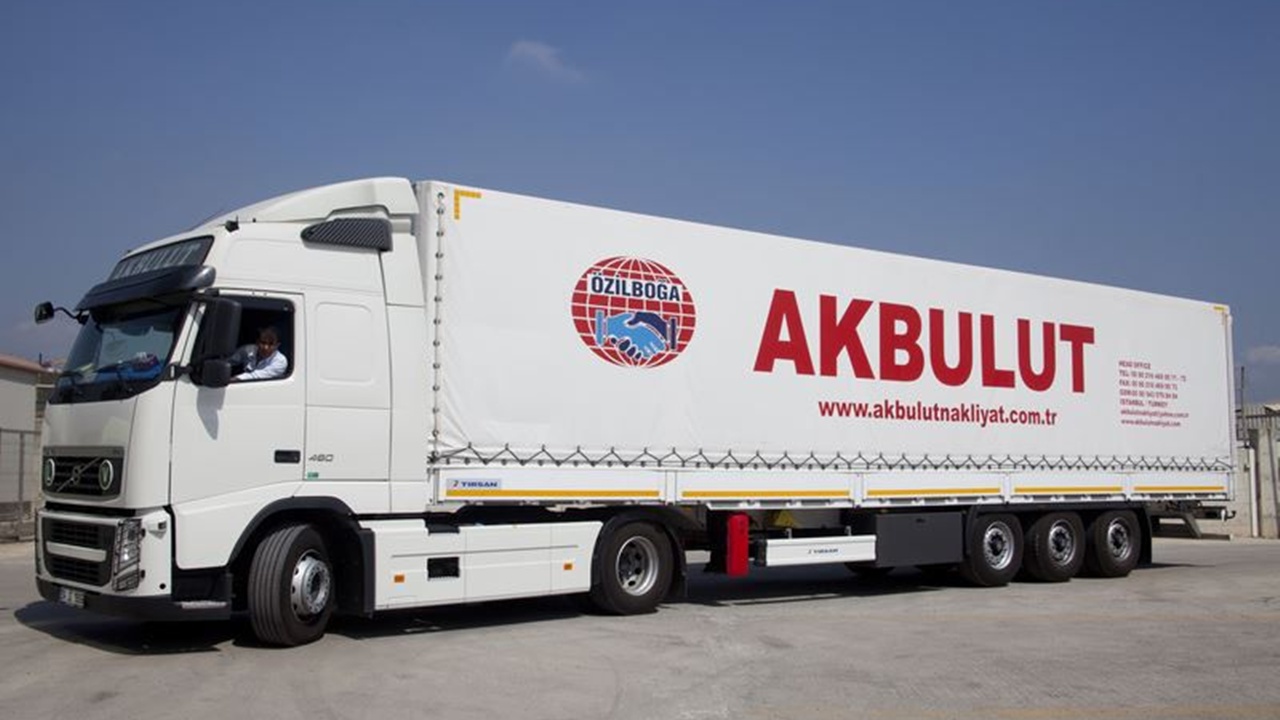 Akbulut Nakliyat , 8 yeni nesil Volvo çekici aldı