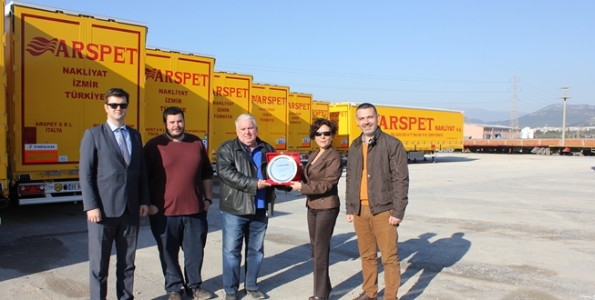 ARS-PET ULUSLARARASI NAKLİYAT’IN TIRSAN FİLOSU 300 ADEDE ULAŞTI