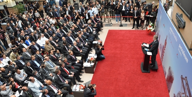 Petroleum Istanbul 2-5 Nisanda
