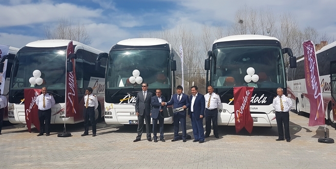 Anadolu Ulaşım, MAN ve NEOPLAN otobüslerden oluşan 18 araçlık filo aldı